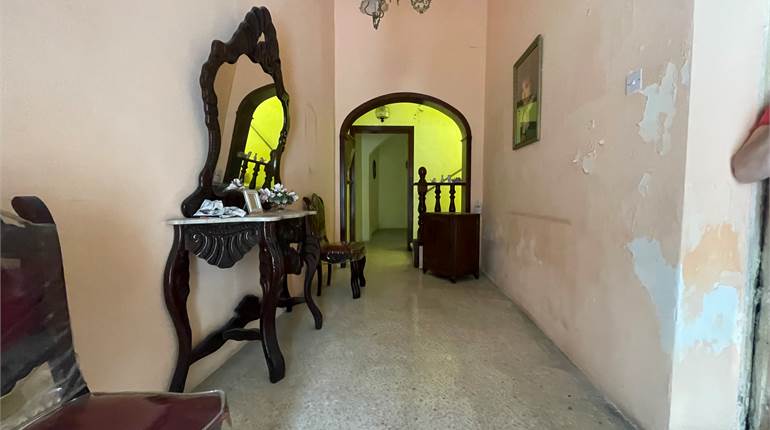 Qormi - 3 Bedroom Town House + 3 Car Garage