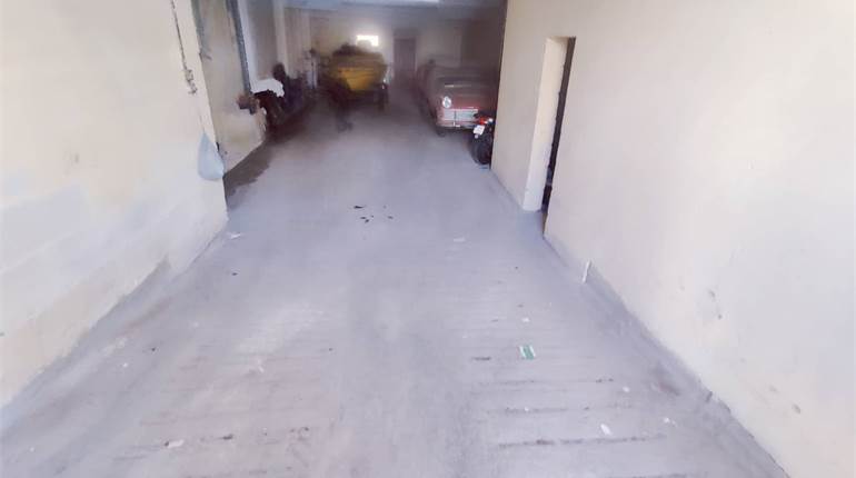 Santa Venera - 4/5 Car Garage + Patio + Yard