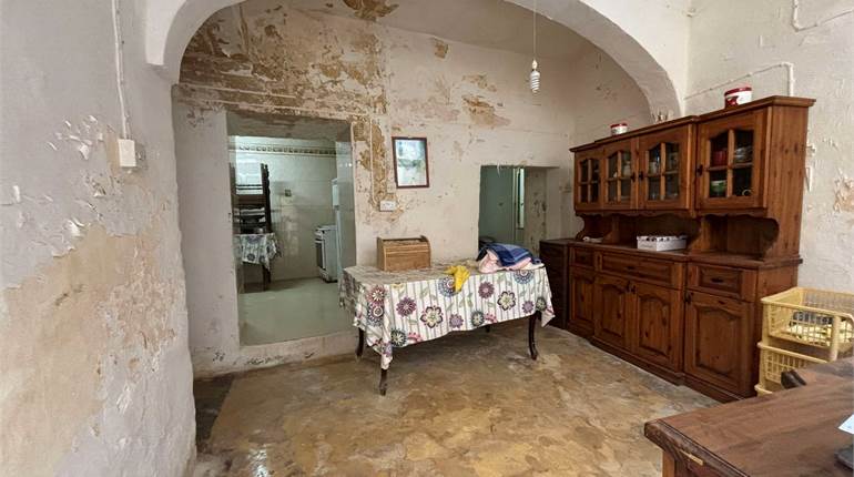 Safi - 3 Bedroom Unconverted HOC + Courtyard