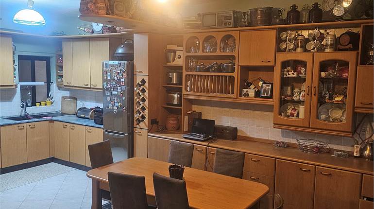 Santa Venera - 3 Bedroom Maisonette / Backyard