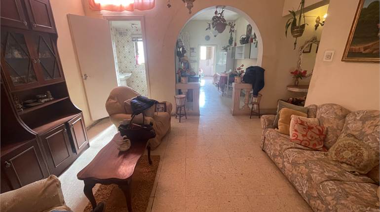 Mosta -  2 Maisonettes + airspace , 4 +1 area
