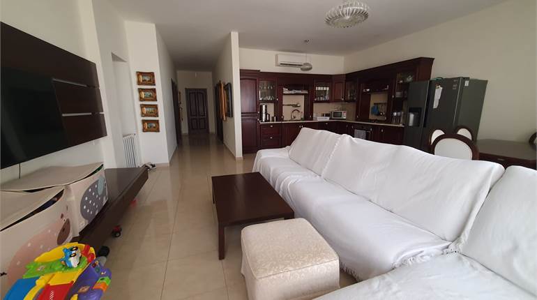 Naxxar - 1st Floor 3 Bdr Mais + Roof + Opt Garage