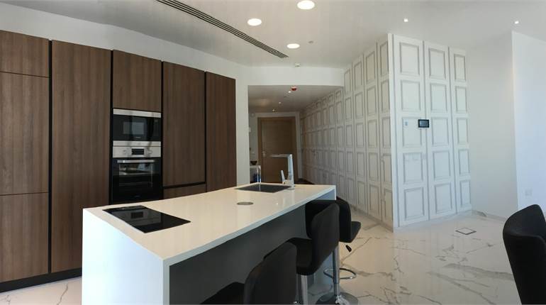 Sliema - Tigne Point One Bedroom Apartment 
