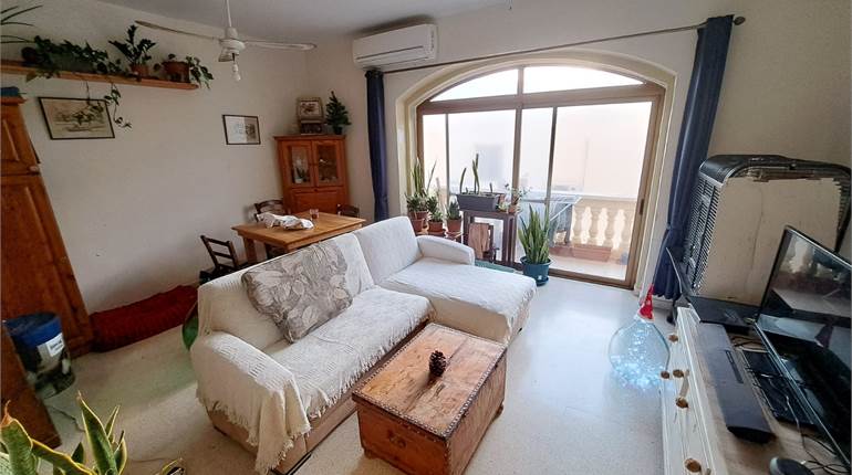 Xlendi Gozo - 3 Bdr Furnished Apt + Garage + View