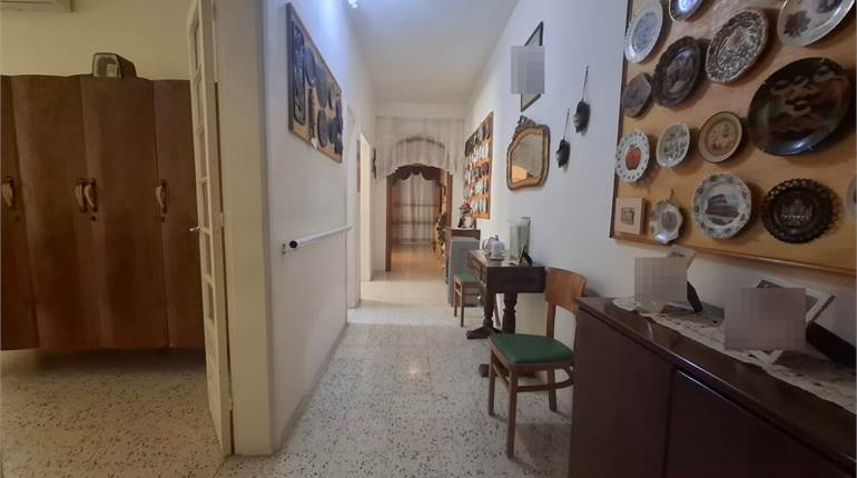 Fgura - 122 sqm First Floor Maisonette + Full Roof
