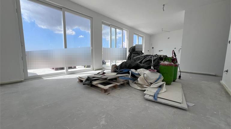 Zurrieq - New & Ready Built 4th FL Penthouse+Pool