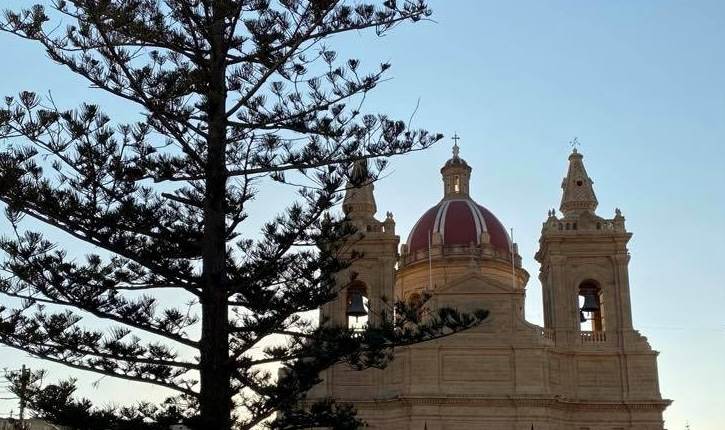 Gozo Ghasri: 6 bed VILLA/GARDEN/POOL/VIEWS