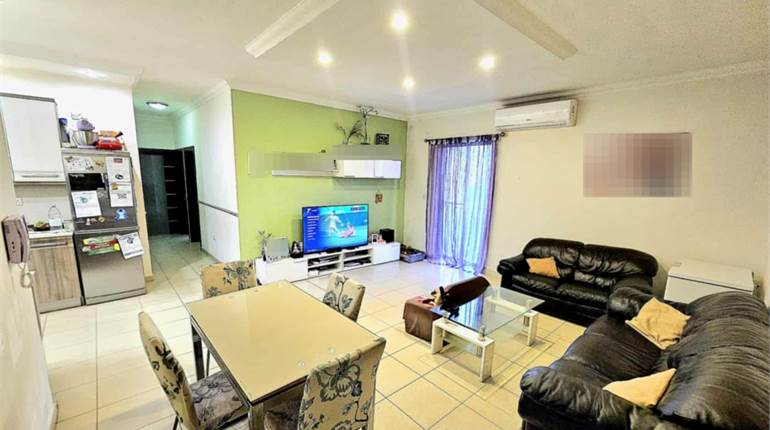 Zejtun - 3 Bedroom Apartment + Terrace - Furnished 