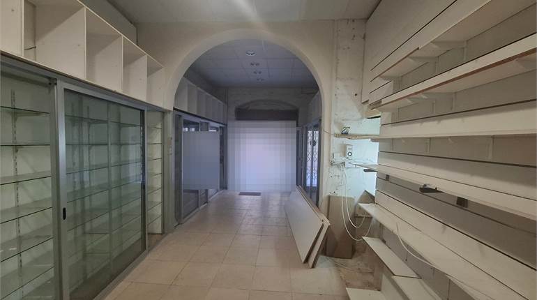 Qrendi - Commercial Property in an Urban Conservation Area