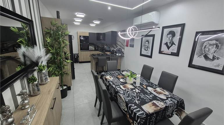 Fgura- 3 Bedroom Elevated Maisonette with Splash Pool + Optional Garages