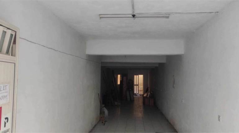 Bugibba -RARE 5‑Car Street‑Level Garage 