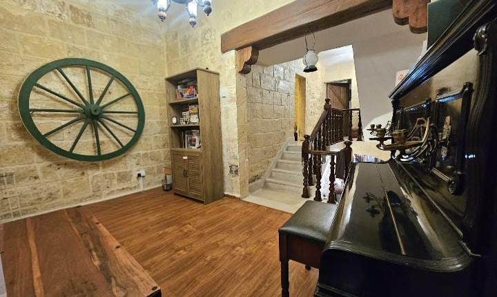 Rabat - 4 Bedroom Converted House of Character - UCA