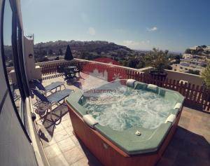 Mellieha - 2 Bedroom Penthouse With Pool 