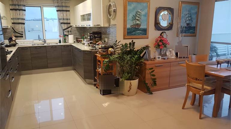 Mosta - 230sqm 2 Bedroom Furnished Penthouse + 360* Terrace + Optional 2 Car Garage 