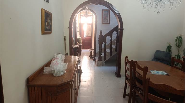 Paola - 2 Bedroom Townhouse Habitable + Airspace