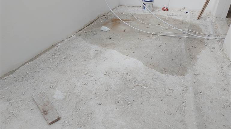 Mellieha - 2 Bedroom Finished 1st Floor Apartment Ready Built / Backyard 