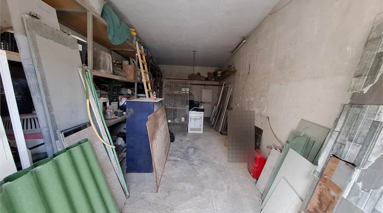 Zabbar - 42sqm Street Level Garage + Yard 