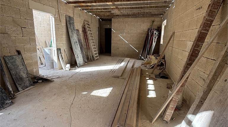 Siggiewi - 2 Bedroom Ground Floor Maisonette + Internal Yard - Already Built