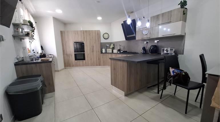 Hamrun - 3 Bedroom First Floor Maisonette + Full Roof 