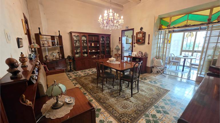 Tarxien – Circa 125sqm  Traditional 2/3 bedroom Townhouse with Street level 2-Car Garage