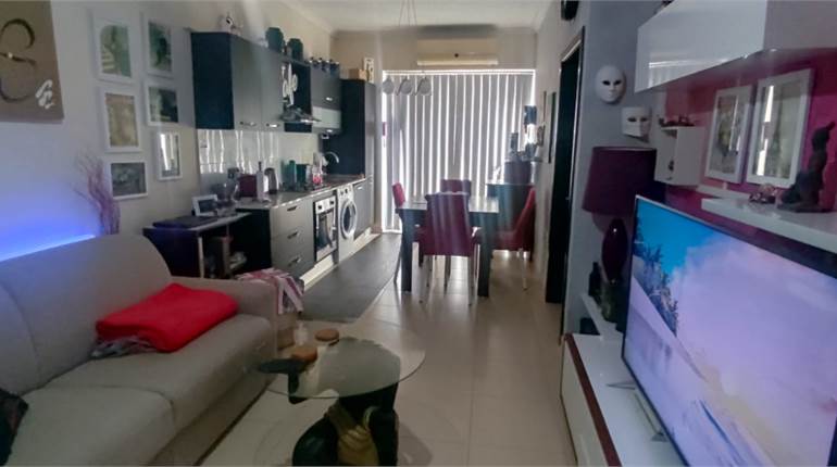 Zejtun - One Double Bedroom Furnished Apartment 